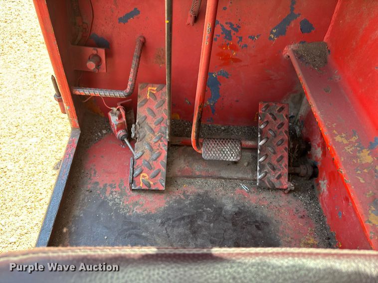 image for item DT3257 Broderson IC-70-1B crane