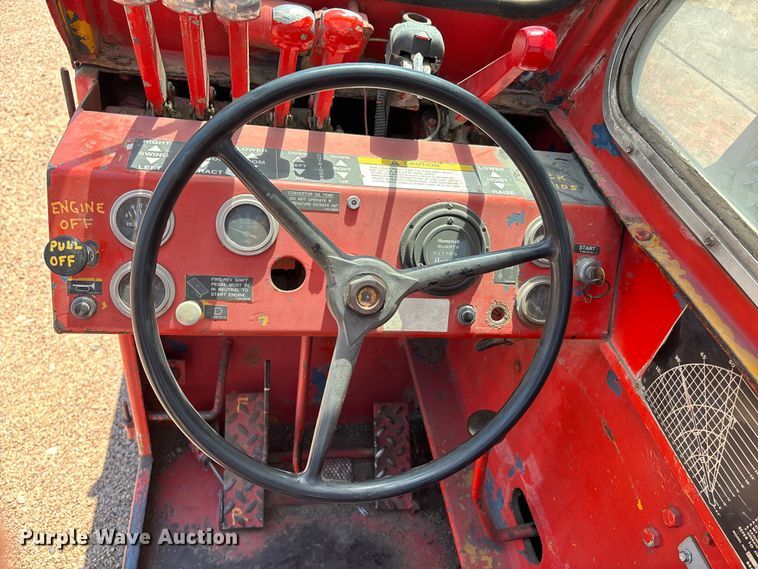 image for item DT3257 Broderson IC-70-1B crane