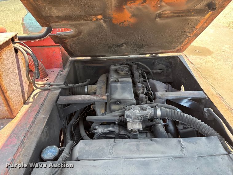 image for item DT3257 Broderson IC-70-1B crane