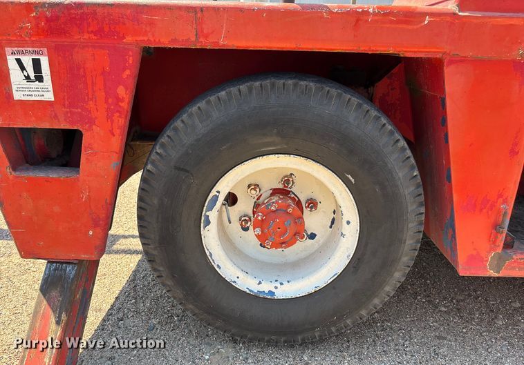 image for item DT3257 Broderson IC-70-1B crane