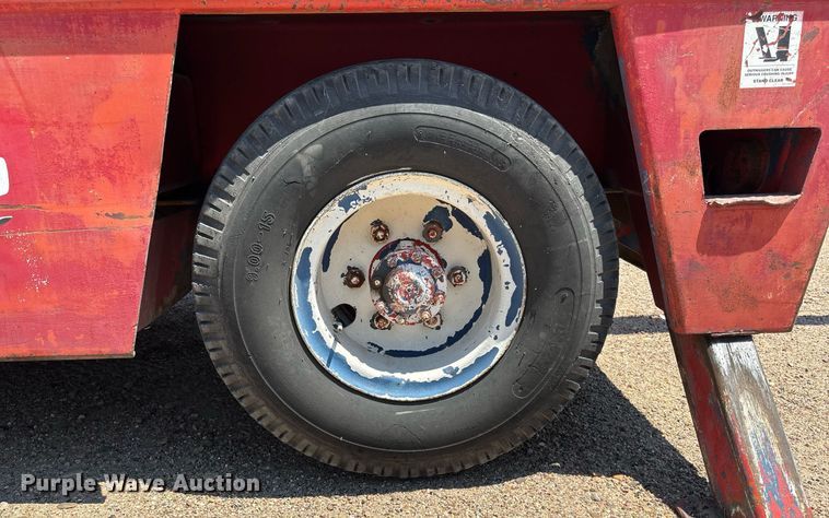 image for item DT3257 Broderson IC-70-1B crane