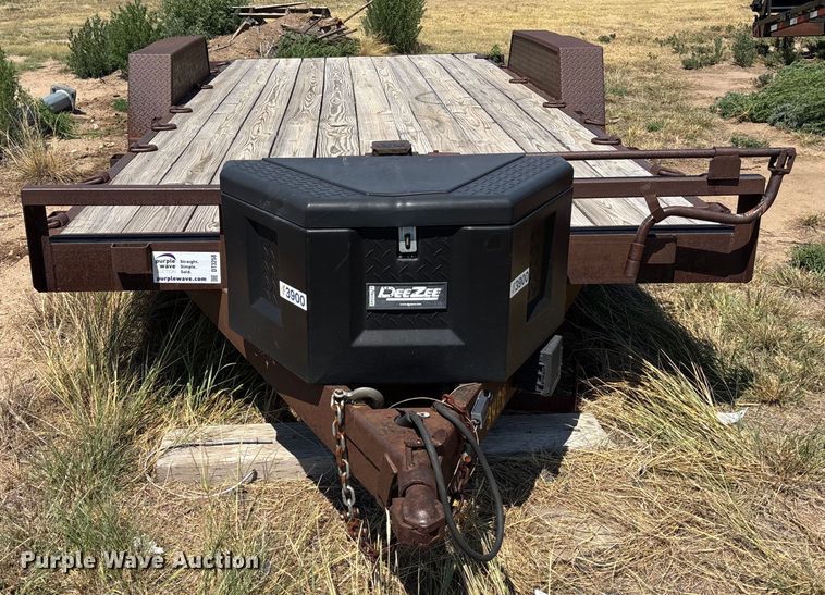 image for item DT3258 1999 PJ utility trailer