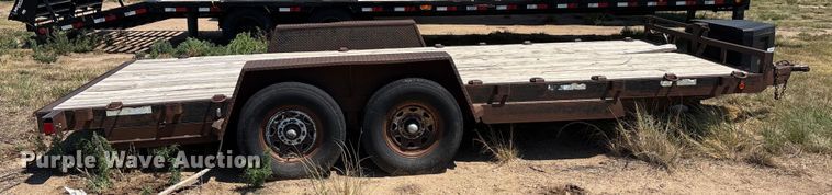 image for item DT3258 1999 PJ utility trailer