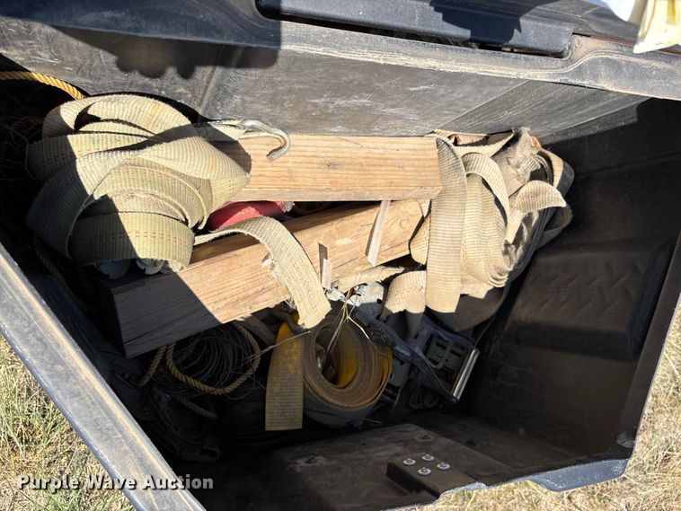 image for item DT3258 1999 PJ utility trailer