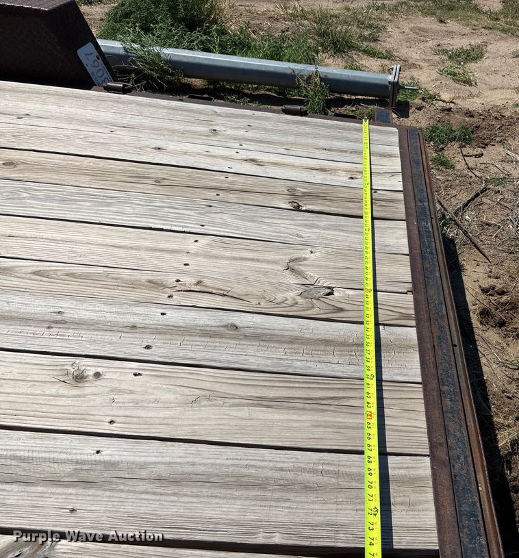 image for item DT3258 1999 PJ utility trailer