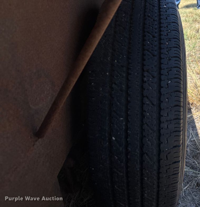 image for item DT3258 1999 PJ utility trailer