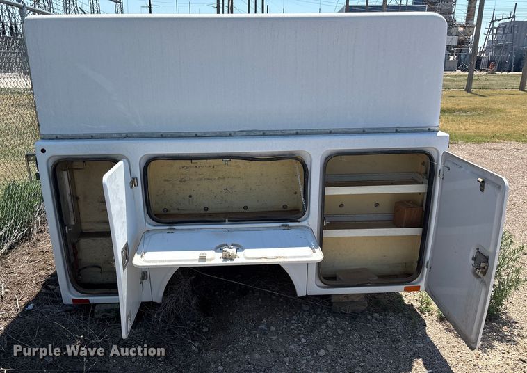 image for item DT3259 2009 BrandFX utility bed