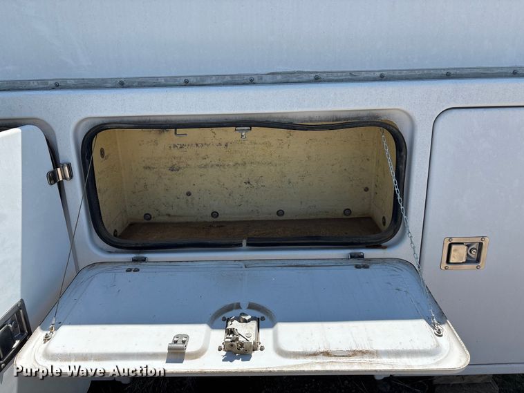 image for item DT3259 2009 BrandFX utility bed