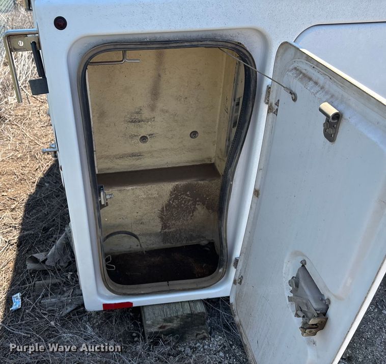 image for item DT3259 2009 BrandFX utility bed