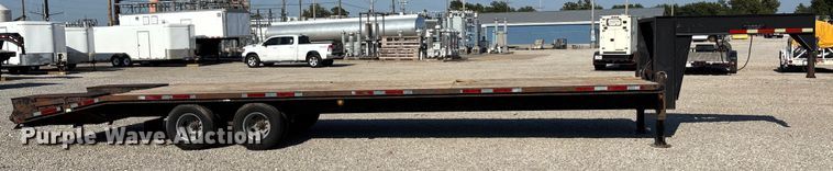 image for item DT3260 2009 Circle D equipment trailer