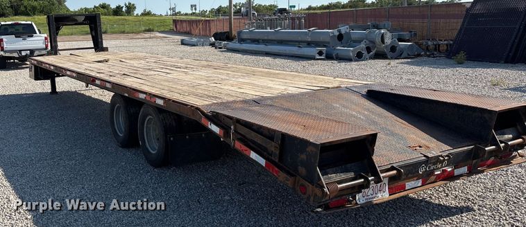 image for item DT3260 2009 Circle D equipment trailer