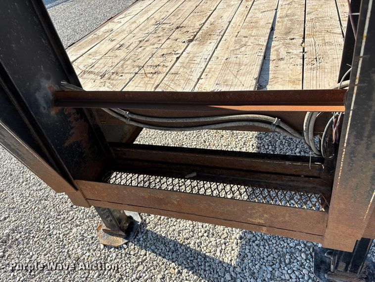 image for item DT3260 2009 Circle D equipment trailer