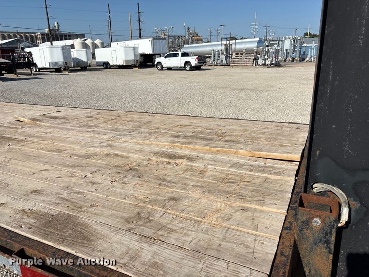 image for item DT3260 2009 Circle D equipment trailer