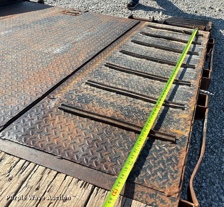 image for item DT3260 2009 Circle D equipment trailer