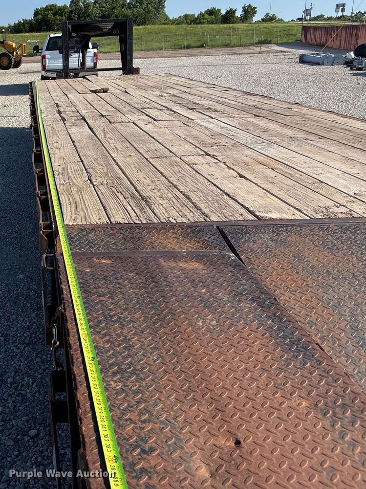 image for item DT3260 2009 Circle D equipment trailer