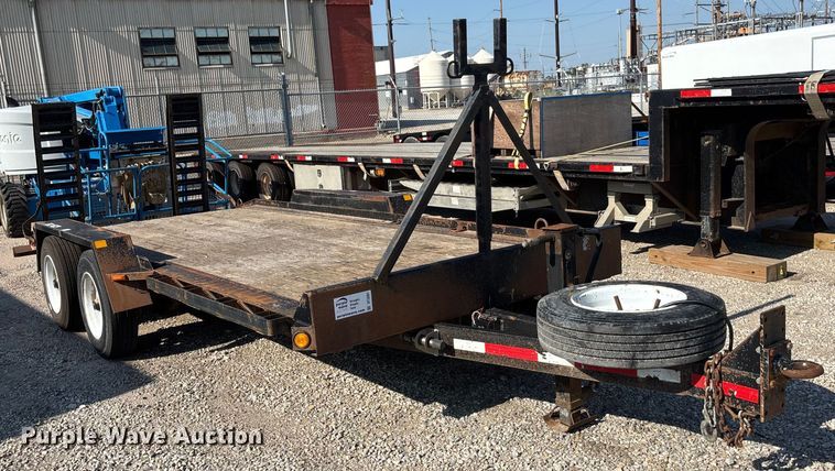 image for item DT3261 2017 Redi-Haul FSL1629E-102 equipment trailer