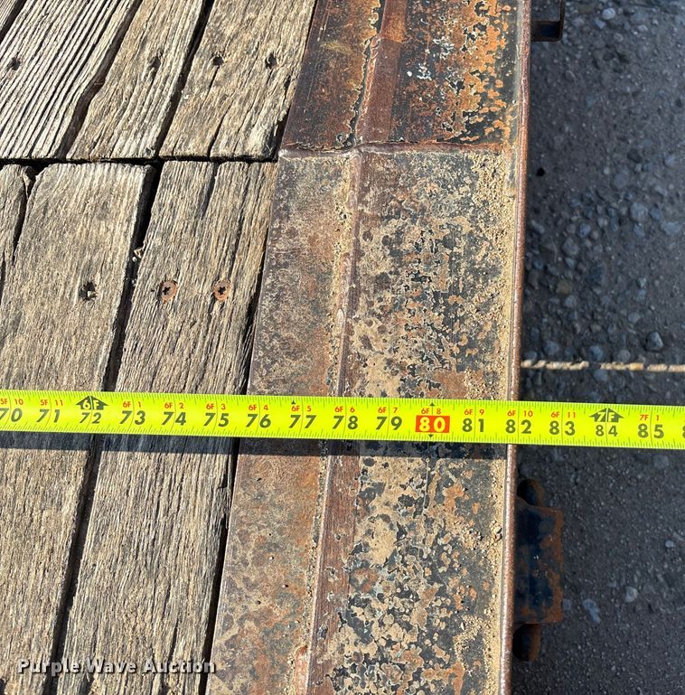 image for item DT3261 2017 Redi-Haul FSL1629E-102 equipment trailer