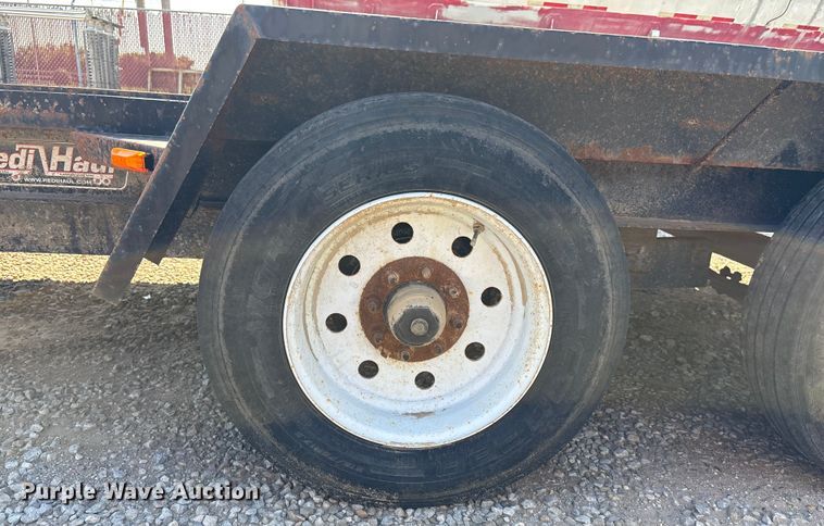 image for item DT3261 2017 Redi-Haul FSL1629E-102 equipment trailer