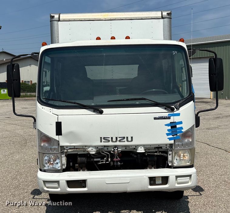 image for item DT3262 2015 Isuzu NPR crew cab box truck