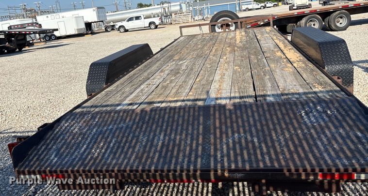 image for item DT3263 1997 Bohnert equipment trailer