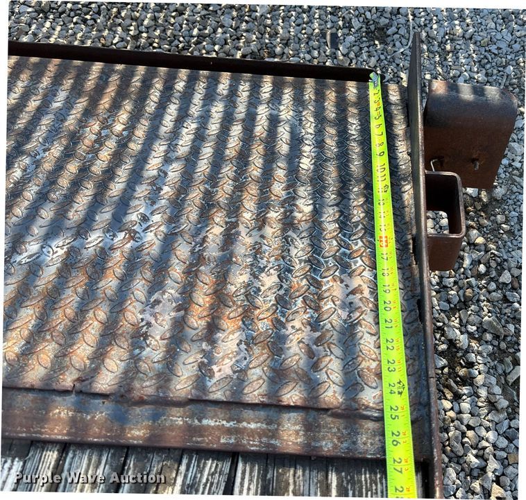 image for item DT3263 1997 Bohnert equipment trailer