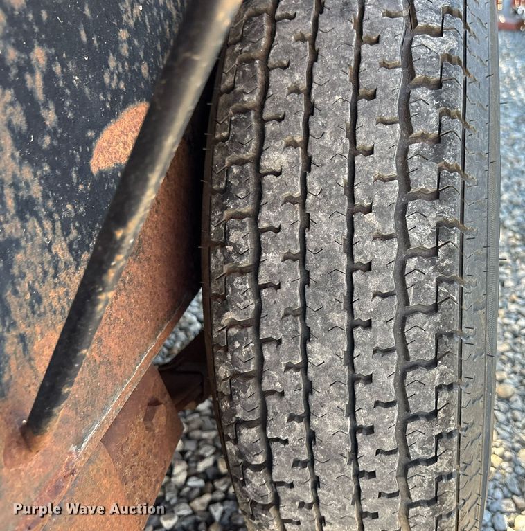 image for item DT3263 1997 Bohnert equipment trailer