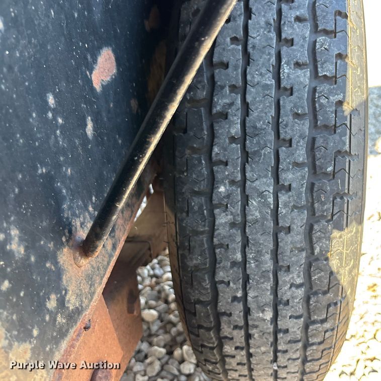 image for item DT3263 1997 Bohnert equipment trailer