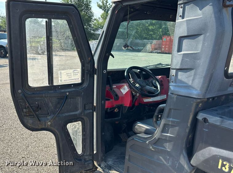 image for item DT3264 2009 Polaris Ranger 700 XP utility vehicle