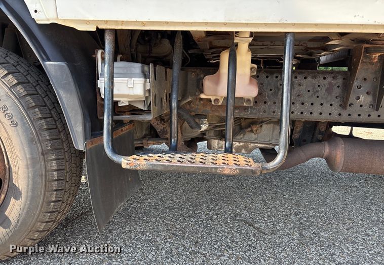 image for item DT3265 2012 Isuzu NPR crew cab flatbed truck