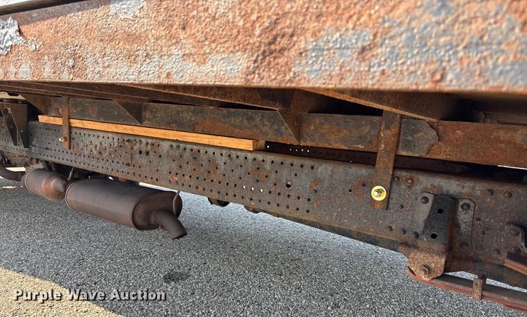 image for item DT3265 2012 Isuzu NPR crew cab flatbed truck