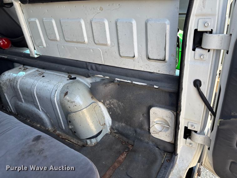 image for item DT3265 2012 Isuzu NPR crew cab flatbed truck