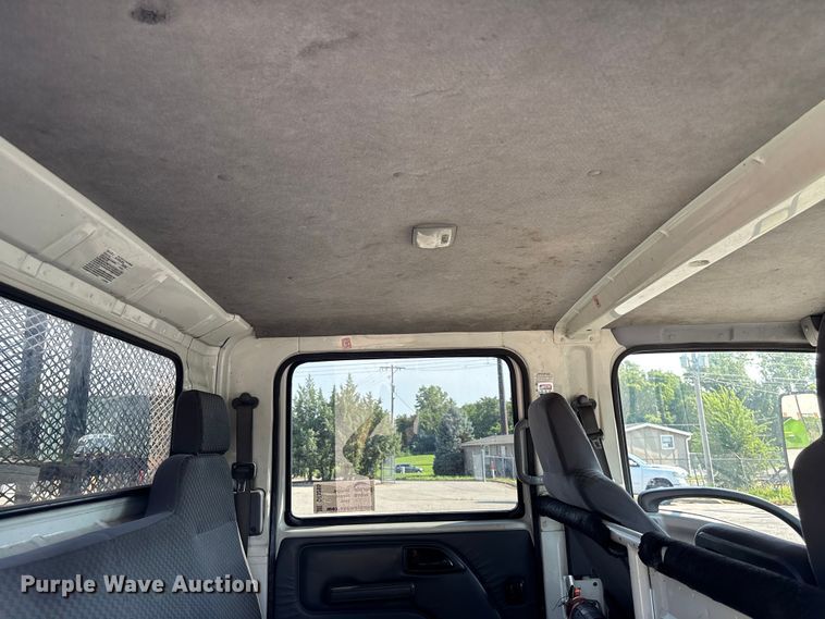 image for item DT3265 2012 Isuzu NPR crew cab flatbed truck