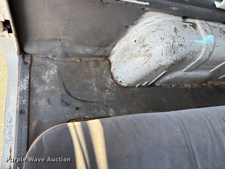 image for item DT3265 2012 Isuzu NPR crew cab flatbed truck