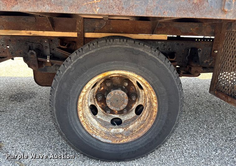 image for item DT3265 2012 Isuzu NPR crew cab flatbed truck