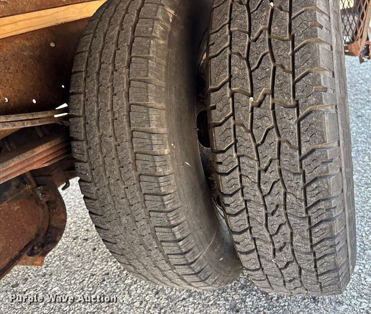 image for item DT3265 2012 Isuzu NPR crew cab flatbed truck