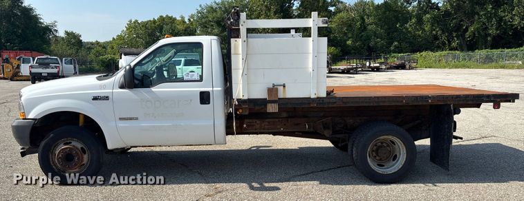 image for item DT3266 2003 Ford F450 Super Duty dump flatbed truck