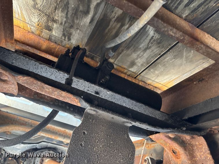 image for item DT3266 2003 Ford F450 Super Duty dump flatbed truck