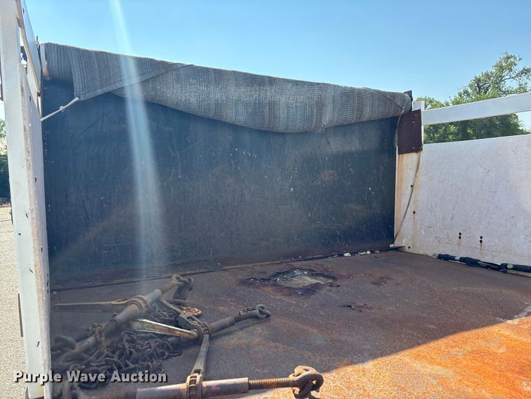 image for item DT3266 2003 Ford F450 Super Duty dump flatbed truck