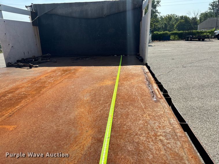 image for item DT3266 2003 Ford F450 Super Duty dump flatbed truck