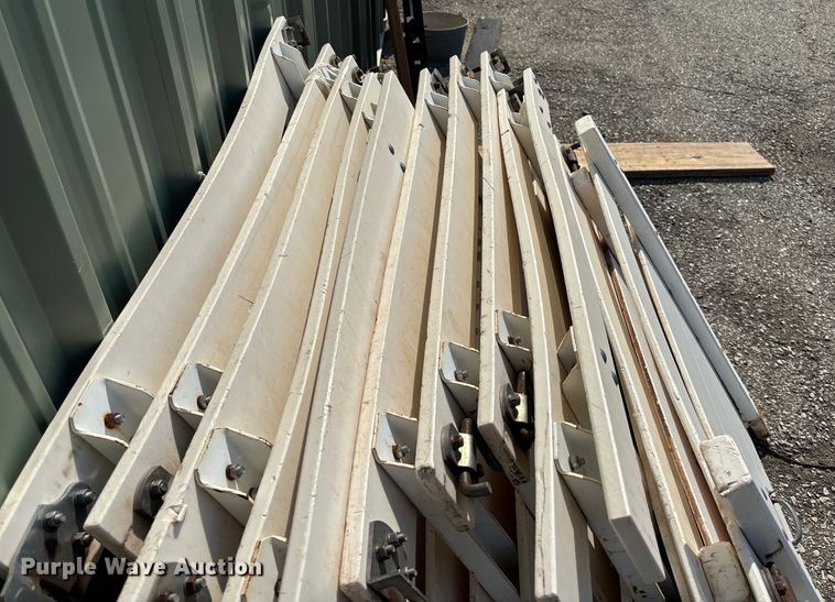 image for item DT3266 2003 Ford F450 Super Duty dump flatbed truck