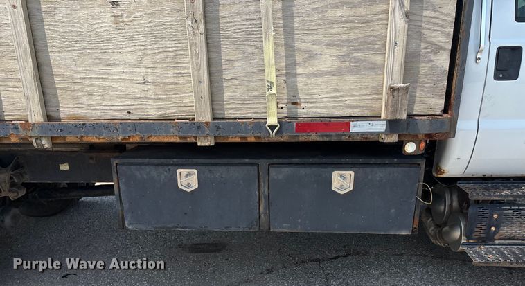 image for item DT3268 2013 Ford F750 Super Duty dump flatbed truck