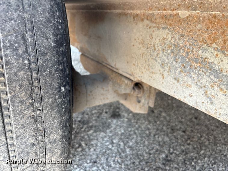 image for item DT3269 1999 Haulmart enclosed cargo trailer