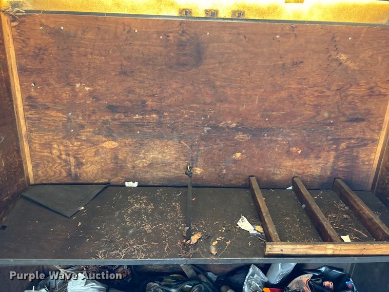 image for item DT3269 1999 Haulmart enclosed cargo trailer