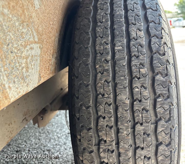 image for item DT3269 1999 Haulmart enclosed cargo trailer