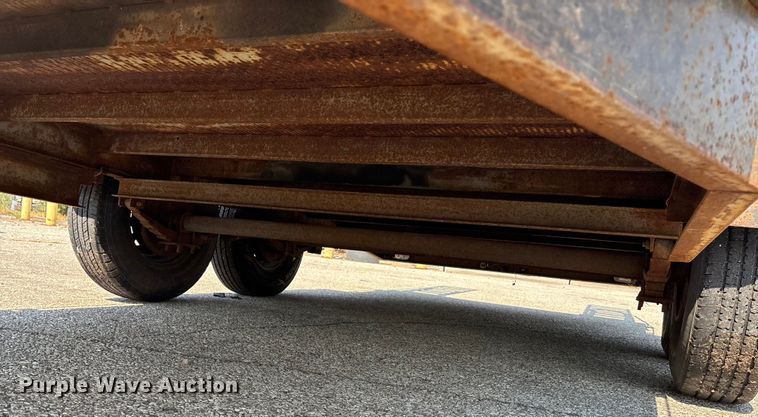 image for item DT3271 2007 Maxey utility trailer
