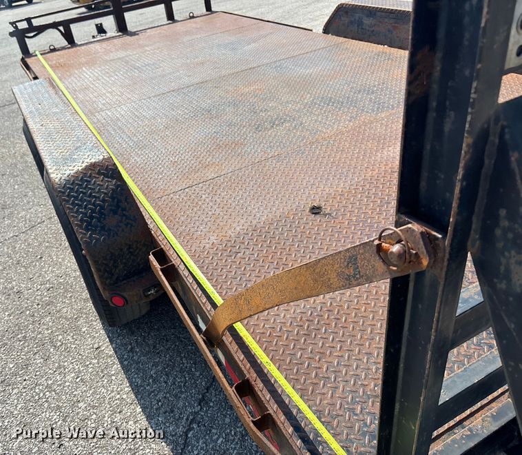 image for item DT3271 2007 Maxey utility trailer