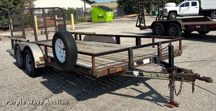 image for item DT3272 2010 PJ utility trailer