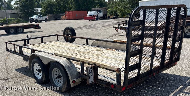image for item DT3272 2010 PJ utility trailer