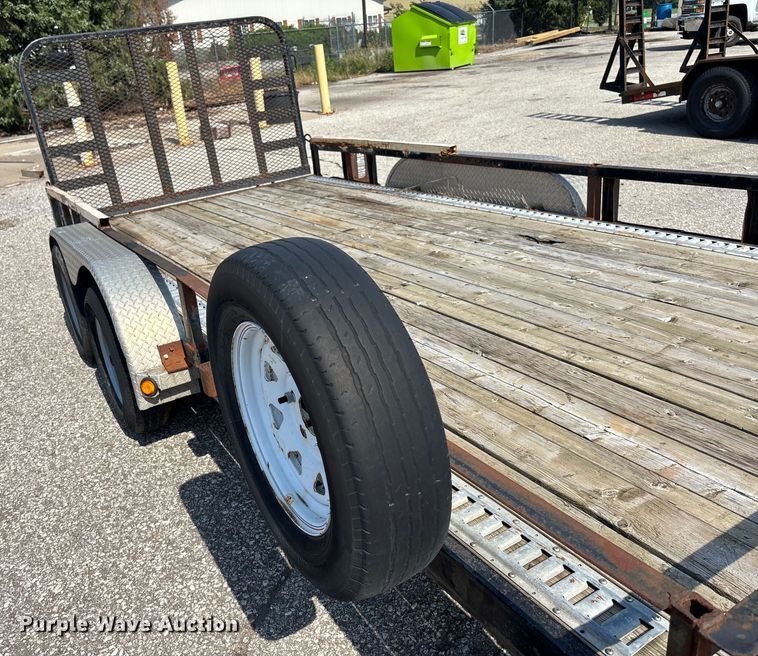 image for item DT3272 2010 PJ utility trailer