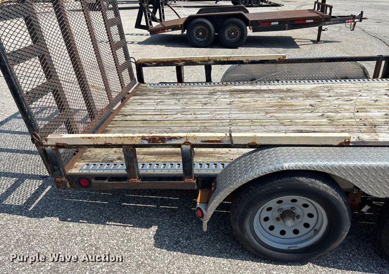 image for item DT3272 2010 PJ utility trailer